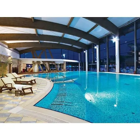 In With Swimming Pool